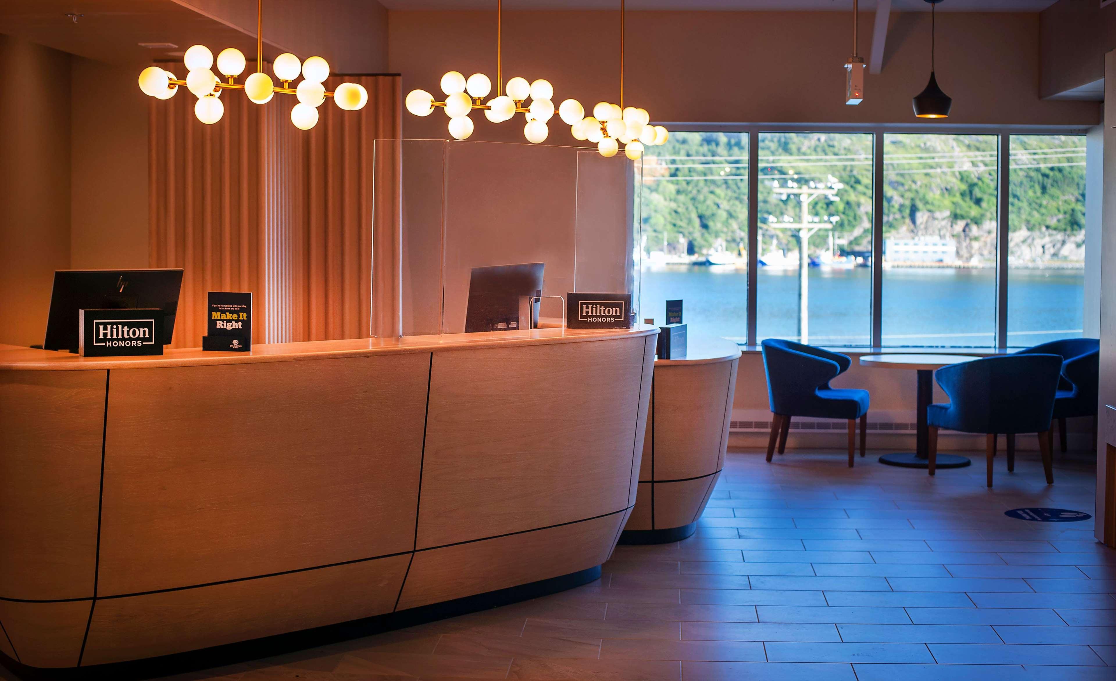 Готель Doubletree By Hilton St. John'S Harbourview Екстер'єр фото