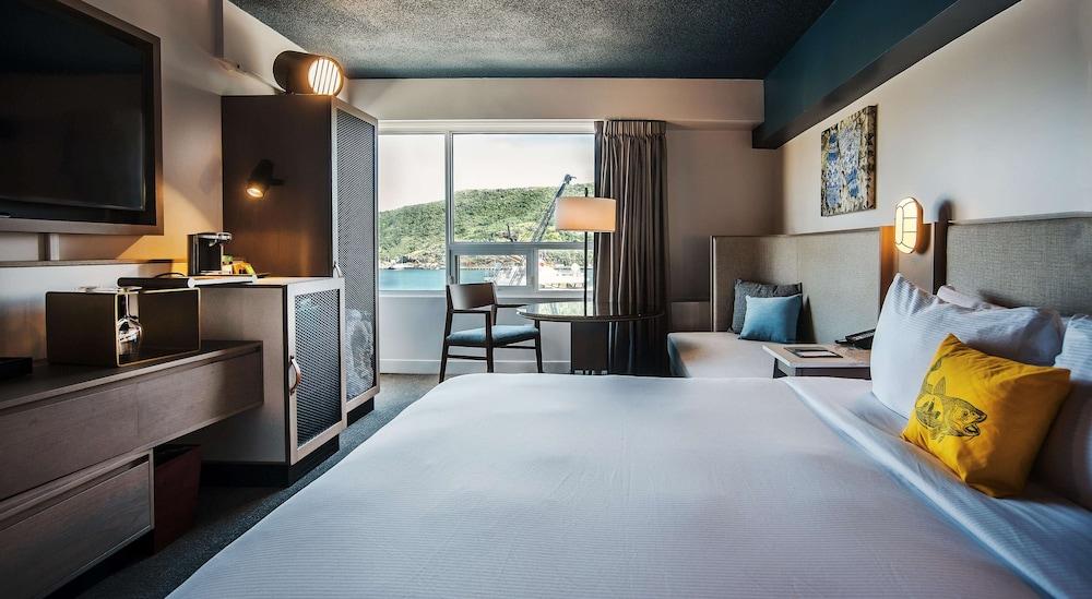 Готель Doubletree By Hilton St. John'S Harbourview Екстер'єр фото