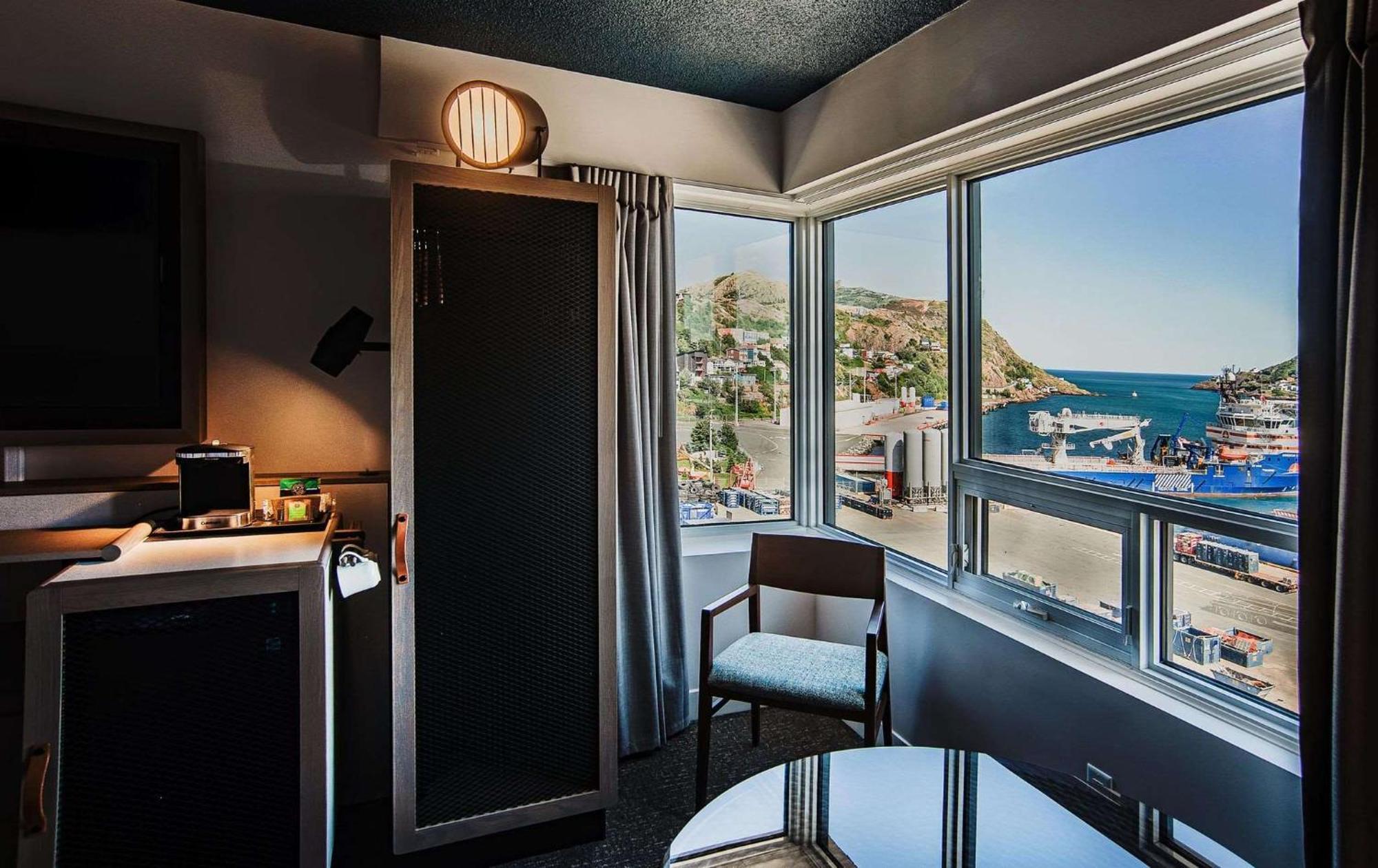 Готель Doubletree By Hilton St. John'S Harbourview Екстер'єр фото
